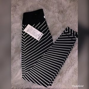 NWT lululemon Speed Wunder Tight Reflective size 6